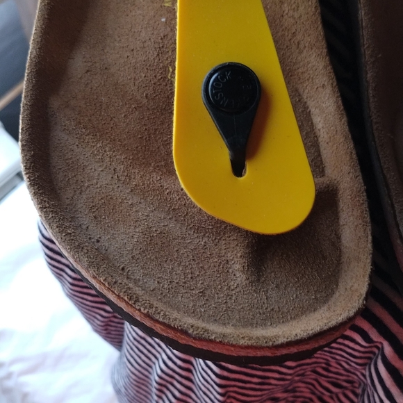 Sandals - Picture 3 of 4